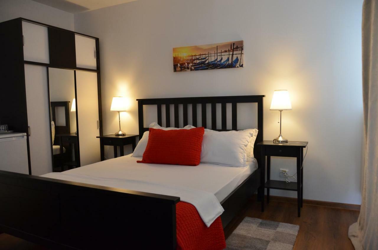 California Dreaming Hotel Navodari Bagian luar foto
